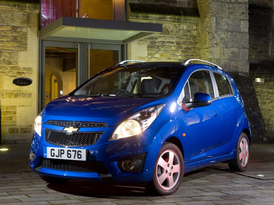  Chevrolet Spark 2011 года  (UK) (фото 1 из 16)